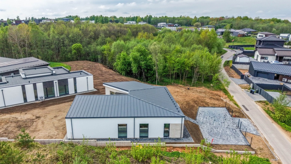 Parduodamas namas Vaivorų g., Vilniaus m., Vilniaus m. sav., 176 m2 ploto, 1 aukštai 25