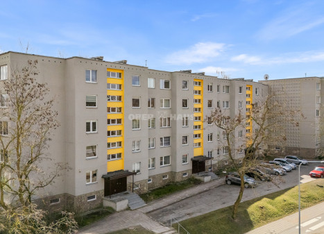 Parduodamas butas Lyros g., Dainiai, Šiaulių m., Šiaulių m. sav., 64.15 m2 ploto, 3 kambariai Parduodamas butas Lyros g., Dainiai, Šiaulių m., Šiaulių m. sav., 64.15 m2 ploto, 3 kambariai