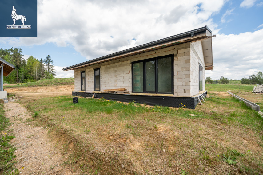 Parduodamas namas Bitininkų g., Marazų k., Šalčininkų r. sav., 120 m2 ploto, 1 aukštai 5