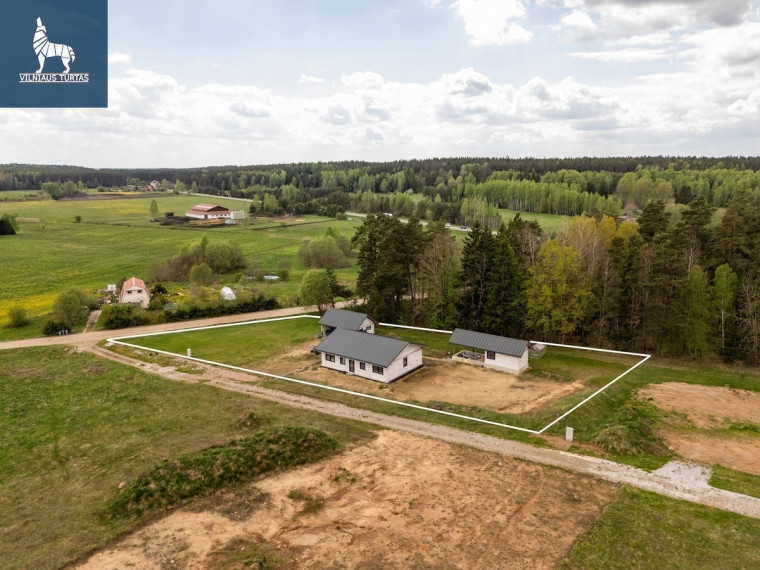 Parduodamas namas Bitininkų g., Marazų k., Šalčininkų r. sav., 120 m2 ploto, 1 aukštai 10