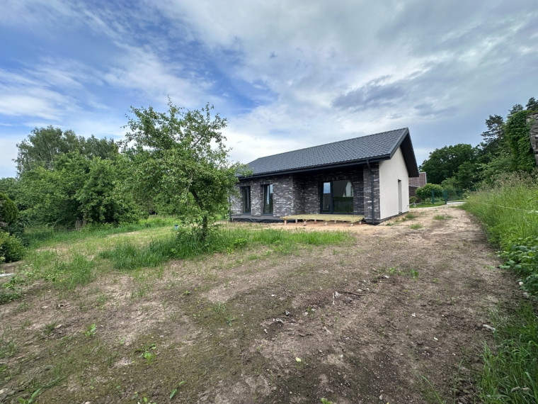 Parduodamas namas Kaštonų g., Valų k., Trakų r. sav., 86.39 m2 ploto, 1 aukštai 36