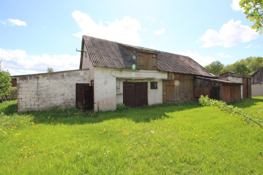 Parduodamas namas Jovarų g., Patašinės k., Šakių r. sav., 111.89 m² ploto 6 kambariai 2