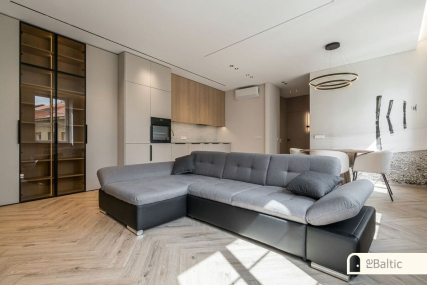 Nuomojamas butas Didžioji g., Vilniaus m., Vilniaus m. sav., 60 m2 ploto, 3 kambariai 5