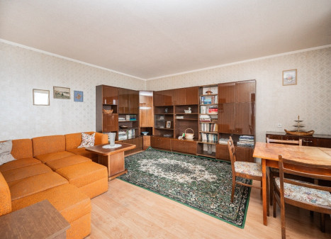 Parduodamas butas Justiniškių g., Vilniaus m., Vilniaus m. sav., 73.27 m2 ploto, 3 kambariai Parduodamas butas Justiniškių g., Vilniaus m., Vilniaus m. sav., 73.27 m2 ploto, 3 kambariai