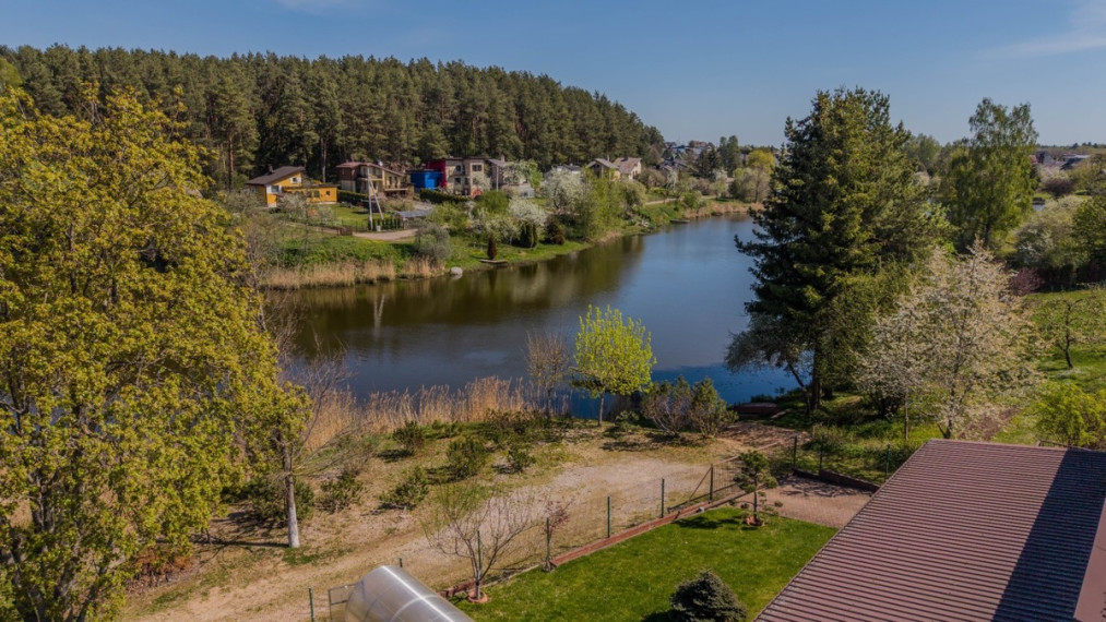 Parduodamas namas Miškininkų g., Šatijų k., Kauno r. sav., 242 m2 ploto, 2 aukštai 11