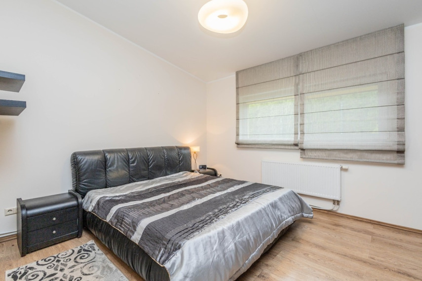 Parduodamas namas Miškininkų g., Šatijų k., Kauno r. sav., 242 m2 ploto, 2 aukštai 33
