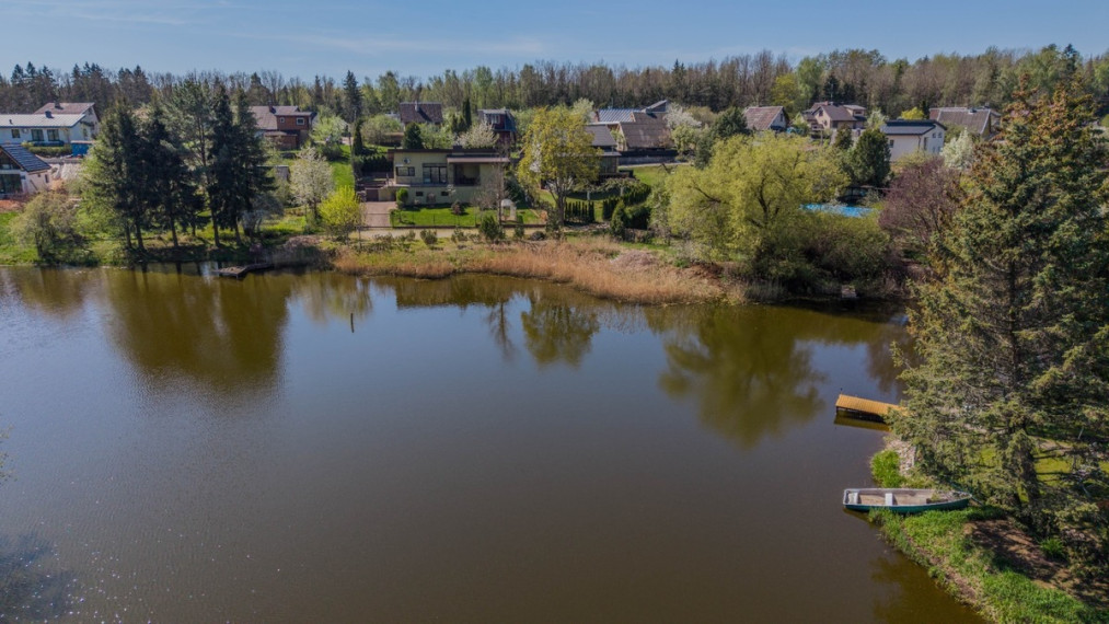 Parduodamas namas Miškininkų g., Šatijų k., Kauno r. sav., 242 m2 ploto, 2 aukštai 48