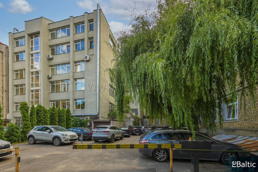Nuomojamas butas Gedimino pr., Vilniaus m., Vilniaus m. sav., 67.36 m2 ploto, 2 kambariai 19