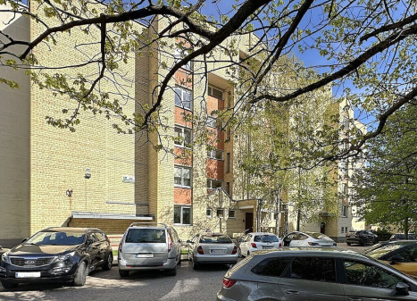 PARDUODAMAS ERDVUS 5 K. BUTAS PER DU AUKŠTUS KNIAUDIŠKIŲ G. 23, PANEVĖŽYJE PARDUODAMAS ERDVUS 5 K. BUTAS PER DU AUKŠTUS KNIAUDIŠKIŲ G. 23, PANEVĖŽYJE