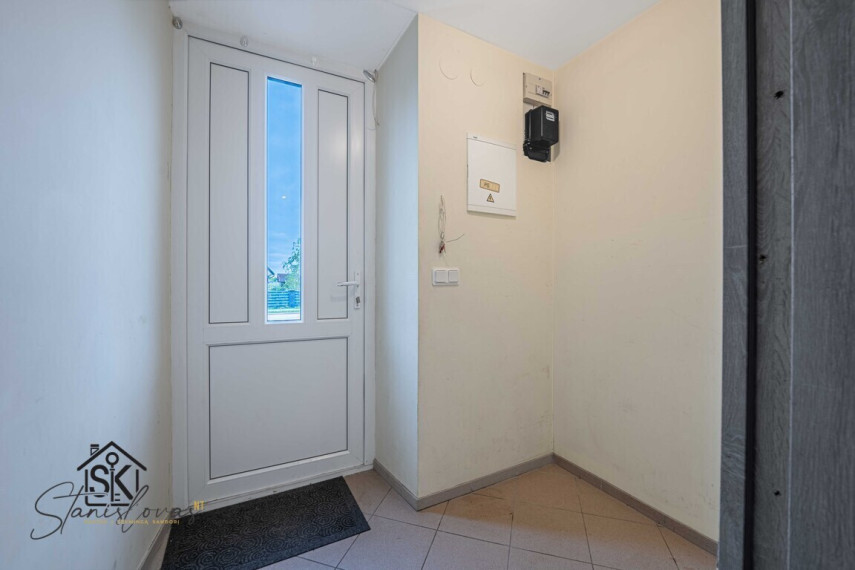 PARDUODAMAS KOTEDŽAS KLAIPĖDOJE, BARŠKIŲ G. 22 27