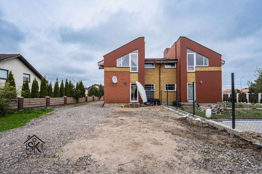 PARDUODAMAS KOTEDŽAS KLAIPĖDOJE, BARŠKIŲ G. 22 30