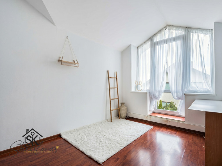 PARDUODAMAS KOTEDŽAS KLAIPĖDOJE, BARŠKIŲ G. 22 23