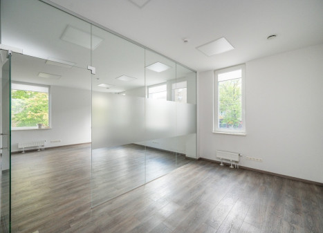 Parduodamos administracinės patalpos Antakalnio g., Vilniaus m., Vilniaus m. sav., 61.35 m2 ploto Parduodamos administracinės patalpos Antakalnio g., Vilniaus m., Vilniaus m. sav., 61.35 m2 ploto