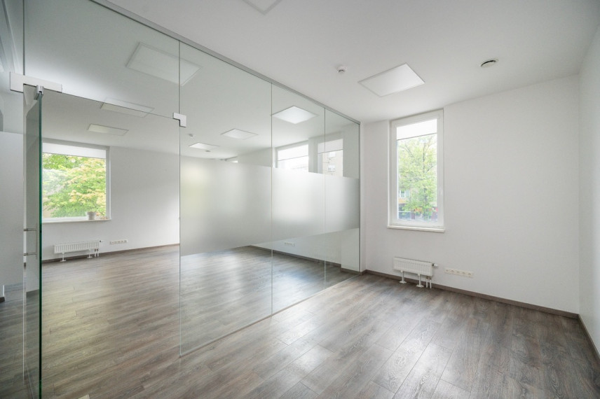 Parduodamos administracinės patalpos Antakalnio g., Vilniaus m., Vilniaus m. sav., 61.35 m2 ploto 1