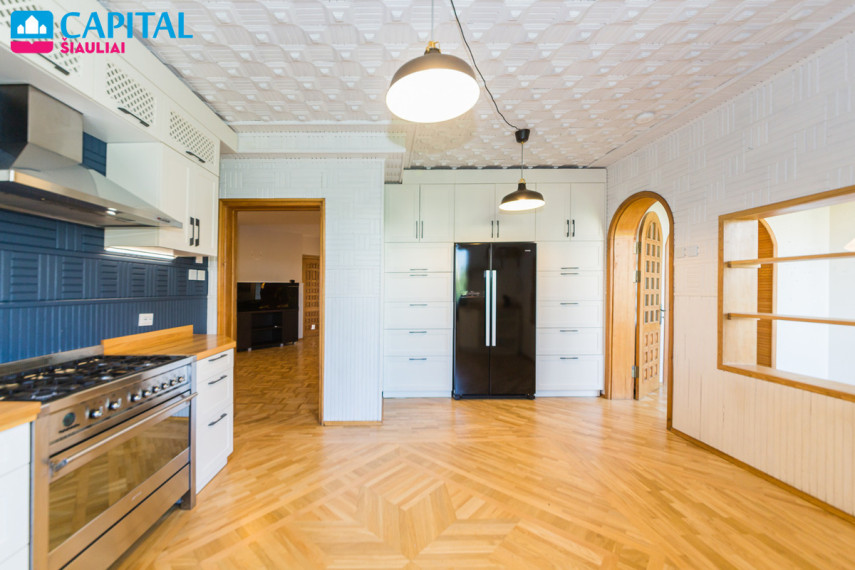 Parduodamas namas Vilkaviškio g., Šiaulių m., Šiaulių m. sav., 570.74 m2 ploto, 1 aukštai 6