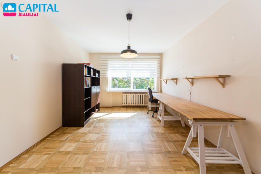 Parduodamas namas Vilkaviškio g., Šiaulių m., Šiaulių m. sav., 570.74 m2 ploto, 1 aukštai 11