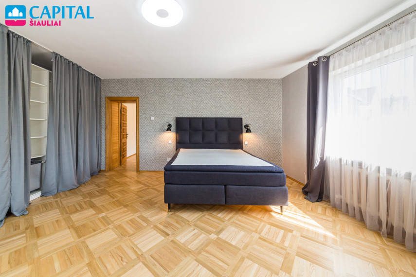 Parduodamas namas Vilkaviškio g., Šiaulių m., Šiaulių m. sav., 570.74 m2 ploto, 1 aukštai 13