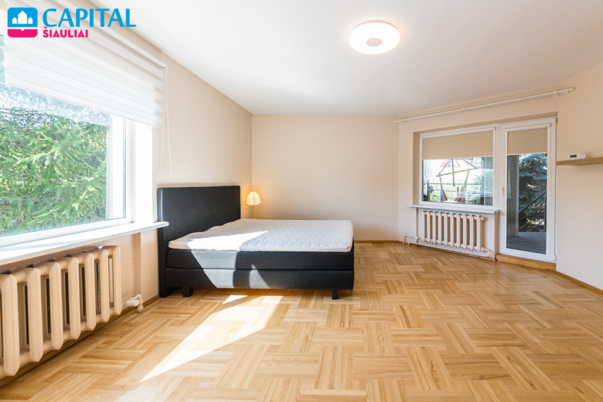 Parduodamas namas Vilkaviškio g., Šiaulių m., Šiaulių m. sav., 570.74 m2 ploto, 1 aukštai 18