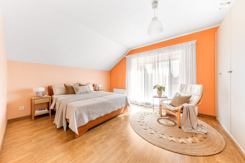 Parduodamas namas A. Mickevičiaus g., Nemėžio mstl., Vilniaus r. sav., 190 m2 ploto, 2 aukštai 12