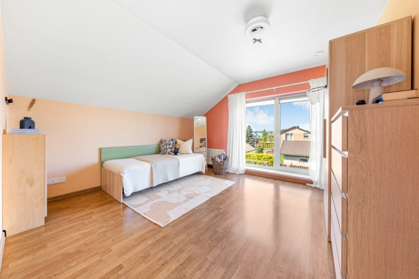 Parduodamas namas A. Mickevičiaus g., Nemėžio mstl., Vilniaus r. sav., 190 m2 ploto, 2 aukštai 18