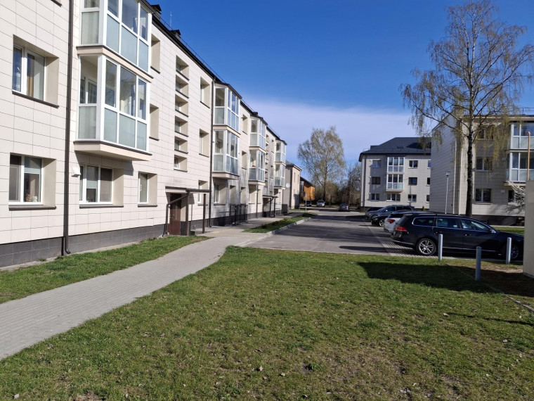 Parduodamas butas Lauko g., Lentvario m., Trakų r. sav., 44.13 m² ploto 2 kambariai 2