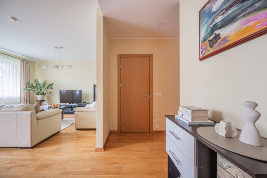 Parduodamas butas Lazdynėlių g., Vilniaus m., Vilniaus m. sav., 66.42 m2 ploto, 2 kambariai 10