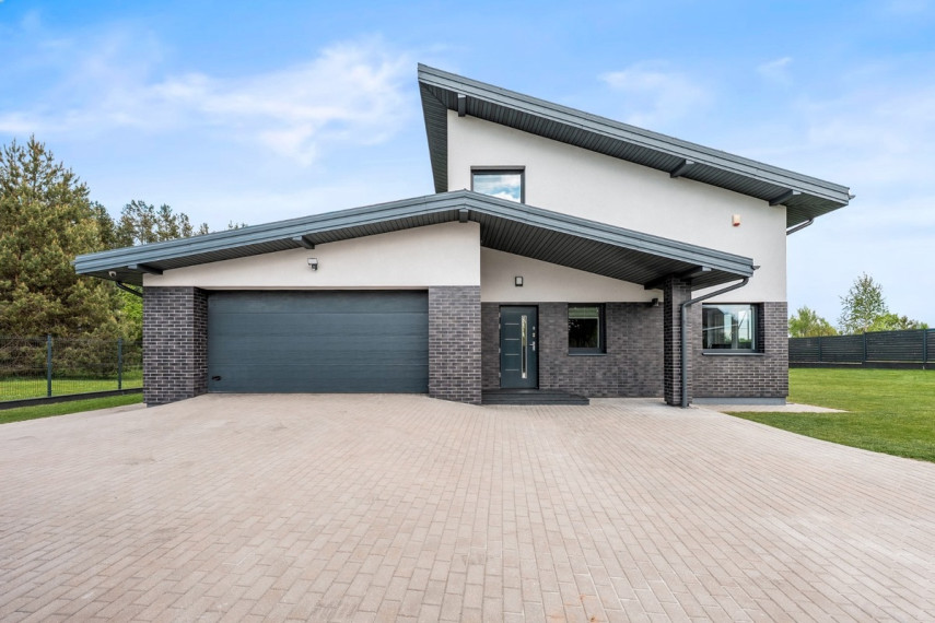 Parduodamas namas Trakų m., Trakų r. sav., 190.95 m2 ploto, 2 aukštai 1