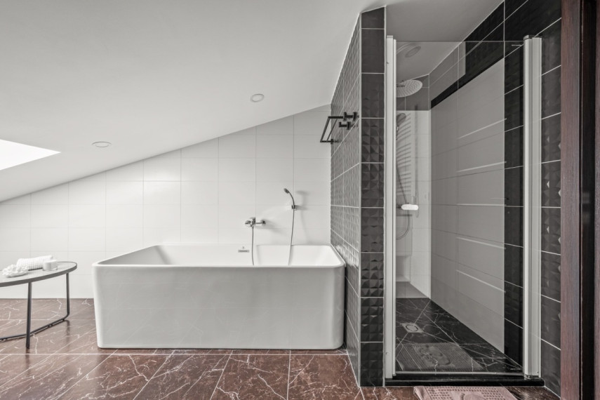 Parduodamas namas Trakų m., Trakų r. sav., 190.95 m2 ploto, 2 aukštai 36