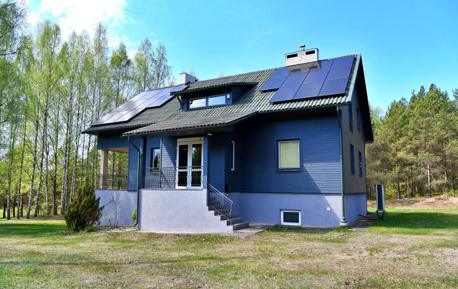 Parduodamas namas Kunigiškių II k., Anykščių r. sav., 190.00 m² ploto 5 kambariai 1