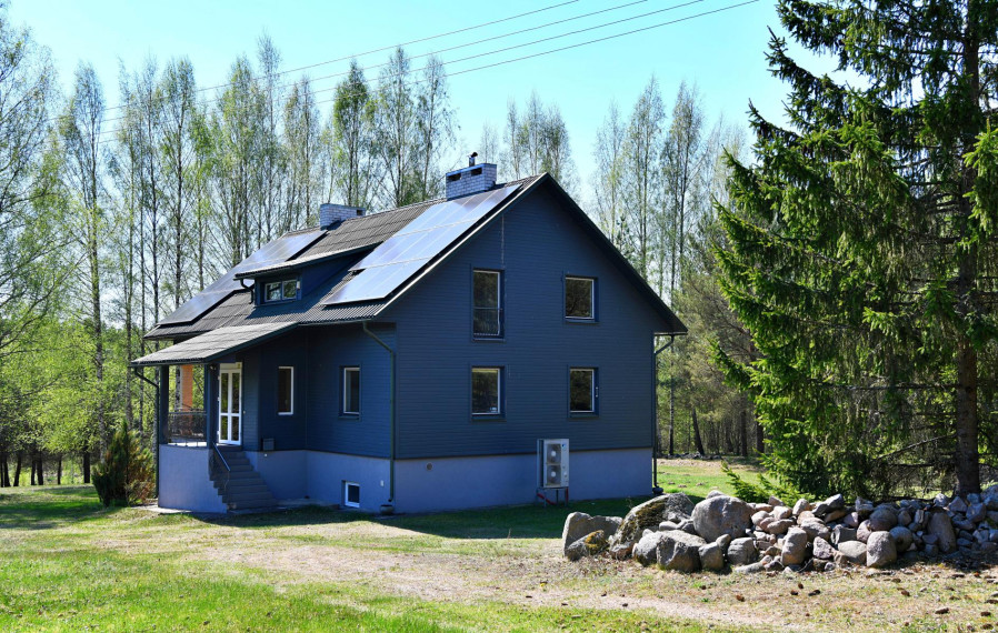 Parduodamas namas Kunigiškių II k., Anykščių r. sav., 190.00 m² ploto 5 kambariai 2