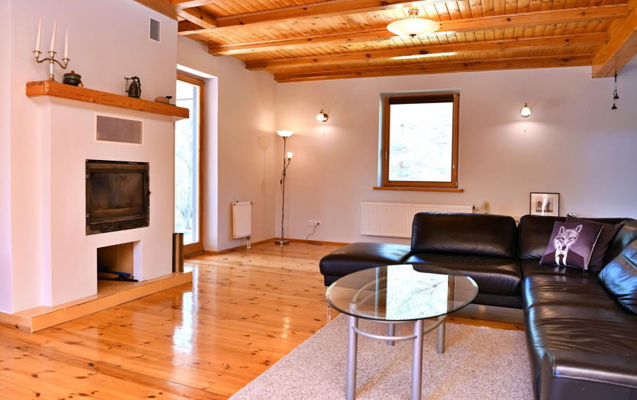 Parduodamas namas Kunigiškių II k., Anykščių r. sav., 190.00 m² ploto 5 kambariai 3