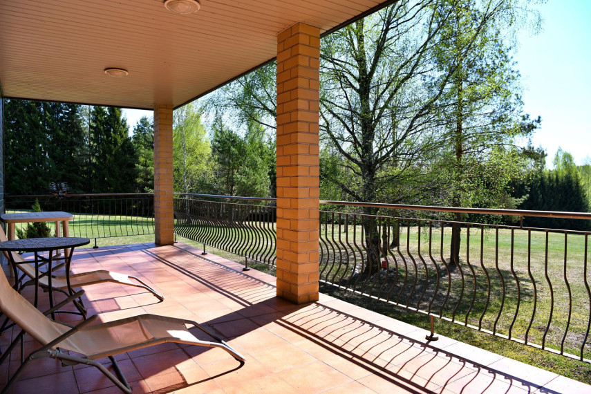 Parduodamas namas Kunigiškių II k., Anykščių r. sav., 190.00 m² ploto 5 kambariai 10