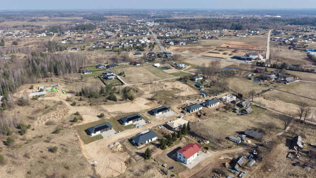 Parduodamas namas Vyšnių g., Lindiniškių k., Vilniaus r. sav., 144 m2 ploto, 1 aukštai 14
