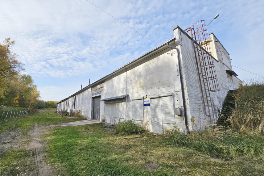 Parduodamos gamybinės, kitos paskirties, sandėliavimo patalpos Slavinčiškio g., Kupiškio m., Kupiškio r. sav., 2457 m2 ploto 9