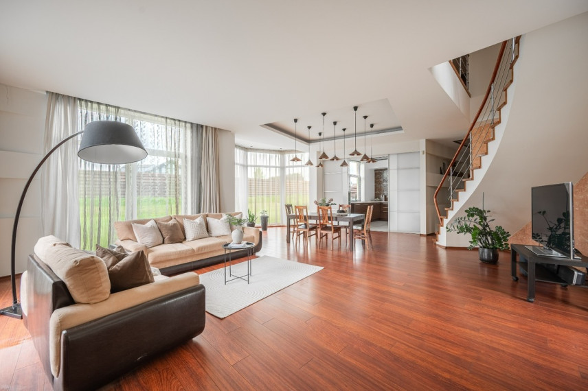 Parduodamas namas Ąžuolų g., Klevinės k., Vilniaus r. sav., 275.25 m2 ploto, 2 aukštai 1