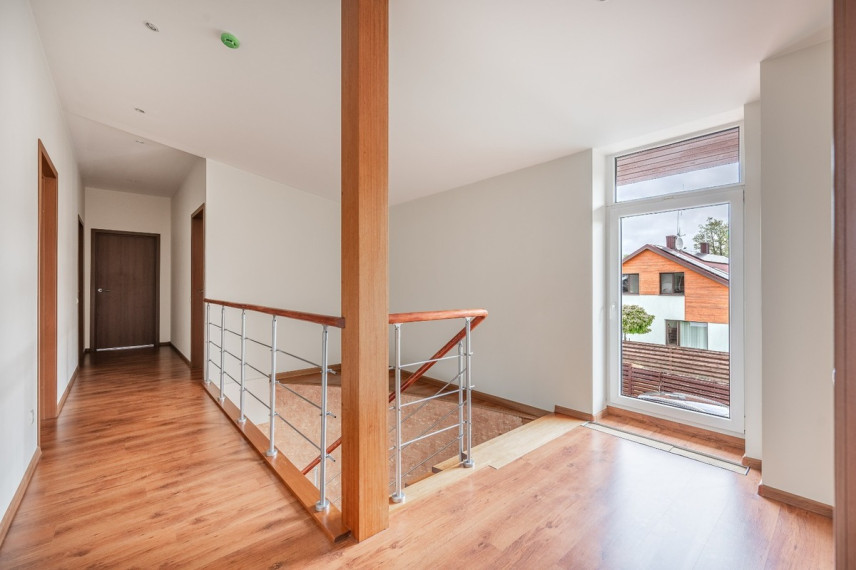 Parduodamas namas Ąžuolų g., Klevinės k., Vilniaus r. sav., 275.25 m2 ploto, 2 aukštai 13