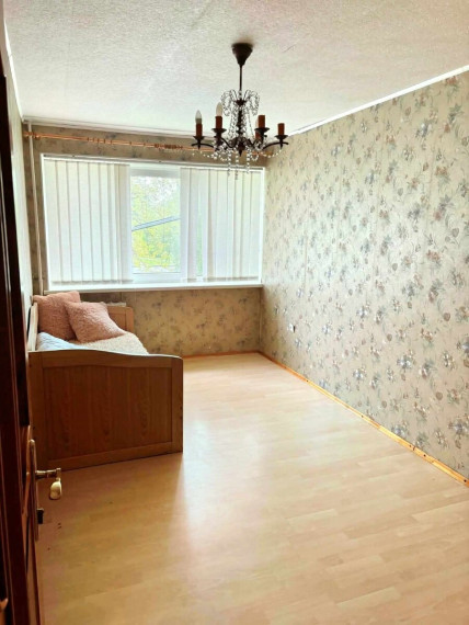 Parduodamas butas Klaipėdos apskritis, Klaipėda, Vėtrungės, Paryžiaus Komunos g., 58 m2 ploto, 3 kambariai 5