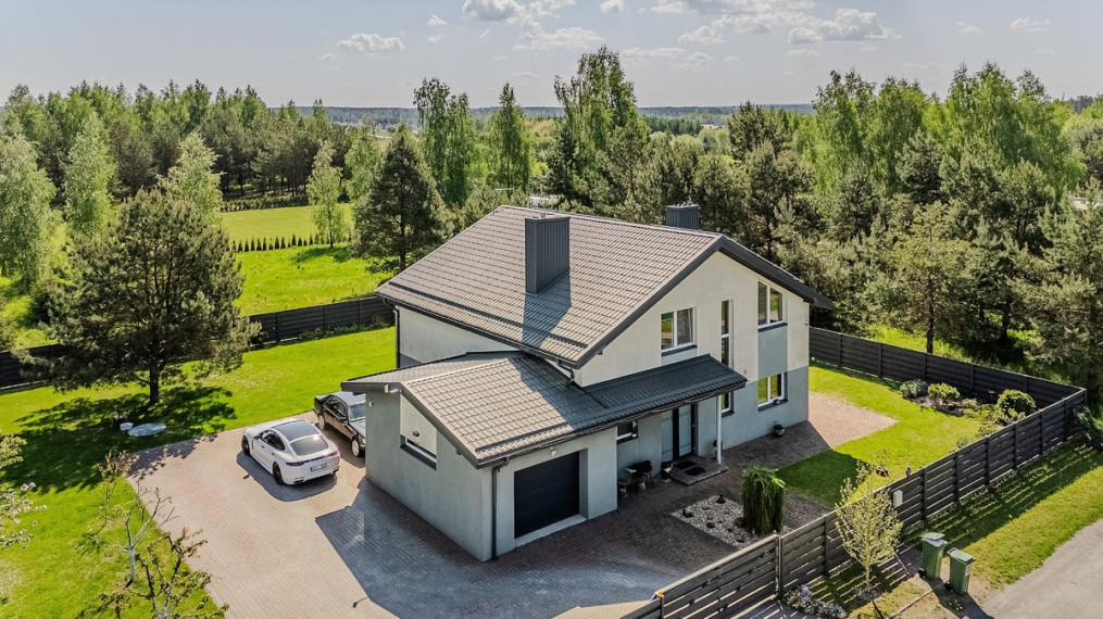 Parduodamas namas Laumės g., Dubravų k., Kauno r. sav., 202.38 m2 ploto, 1 aukštai 30
