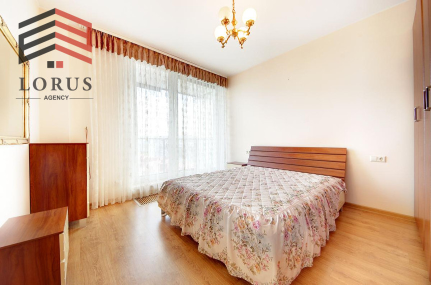 Nuomojamas butas Šeimyniškių g., Šnipiškės, Vilniaus m., Vilniaus m. sav., 100 m2 ploto, 3 kambariai 11