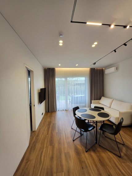 Parduodamas namas Kunigiškės, Palangos m., Palangos m. sav., 48.00 m² ploto 3 kambariai 4
