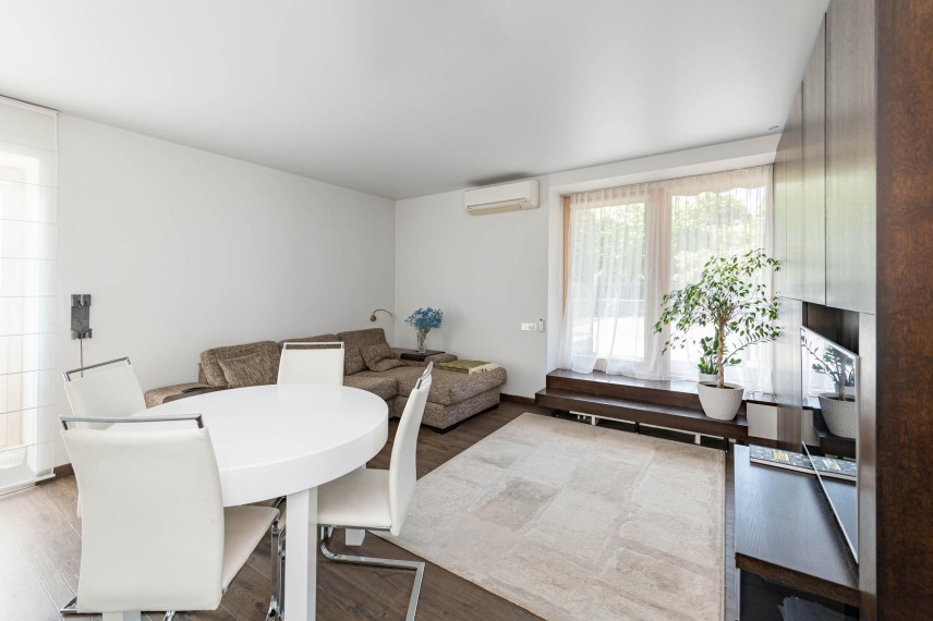 Nuomojamas butas Žaliakalnis, Kauno m., Kauno m. sav., 45 m² ploto 2 kambariai 17