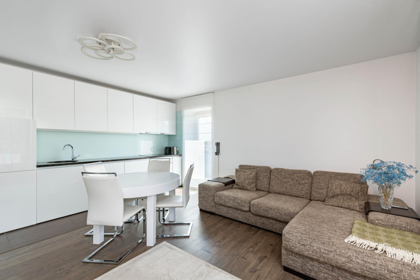 Nuomojamas butas Žaliakalnis, Kauno m., Kauno m. sav., 45 m² ploto 2 kambariai 21