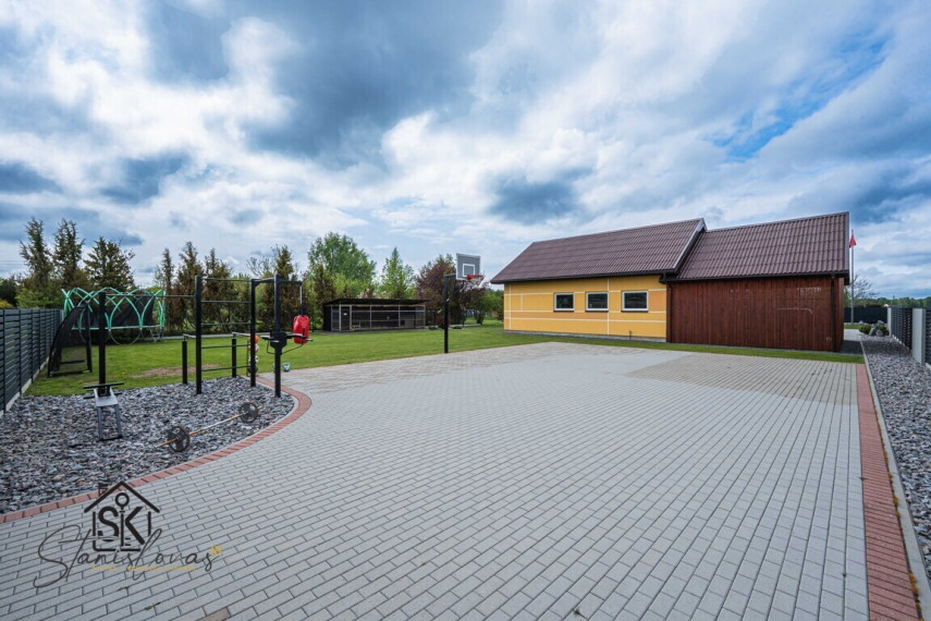 PARDUODAMAS ĮRENGTAS SODO NAMAS SU 36.17 ARŲ ŽEMĖS TRAKSĖDŽIUOSE, PAMARIO 1-ASIS TAK. 26