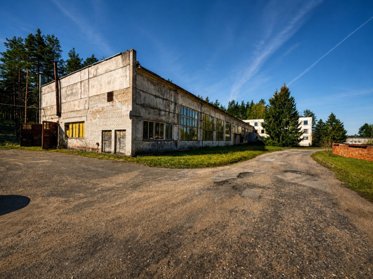 Parduodamos gamybinės patalpos Geležinkelio g., Varėnos m., Varėnos r. sav., 1269 m2 ploto 2
