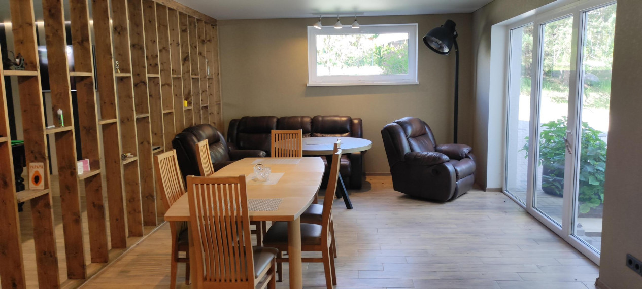 Parduodamas namas Žalioji g., Milioniškės k., Varėnos r. sav., 250.00 m² ploto 7 kambariai 15