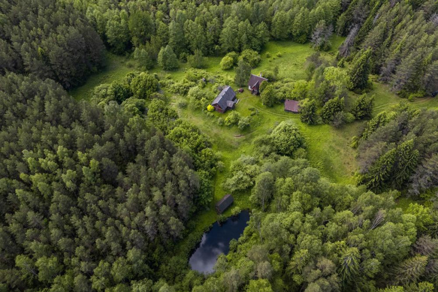 Parduodamas namas Bacioniškio vs., Zarasų r. sav., 163.00 m² ploto 6 kambariai 3