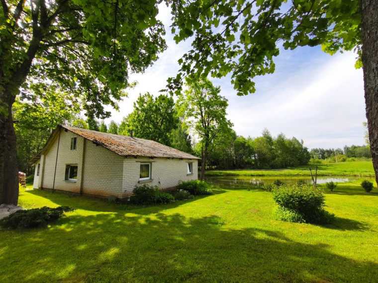 Parduodamas namas Kalvelių k., Anykščių r. sav., 87 m² ploto 4 kambariai 5