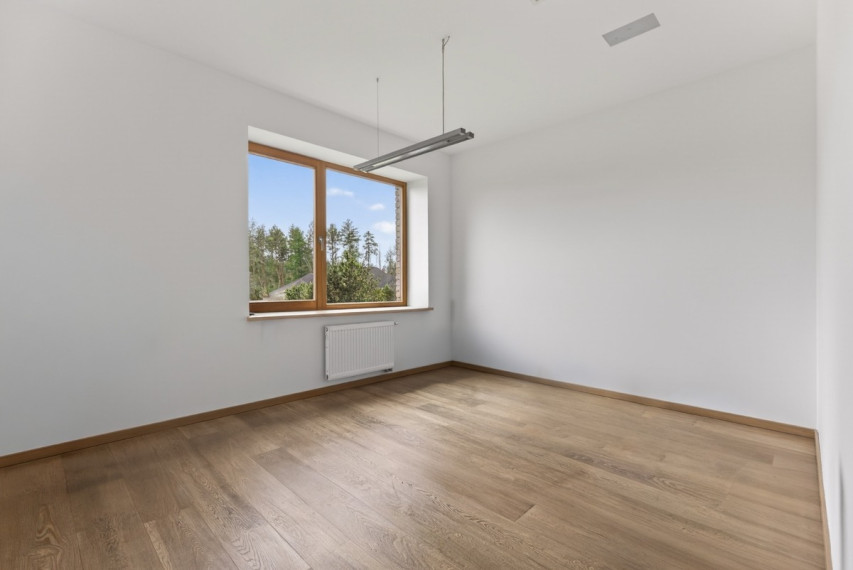 Parduodamas namas Neries Kilpų g., Verkšionių k., Vilniaus r. sav., 247.5 m2 ploto, 1 aukštai 33