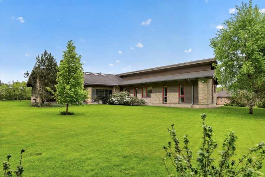 Parduodamas namas Neries Kilpų g., Verkšionių k., Vilniaus r. sav., 247.5 m2 ploto, 1 aukštai 38