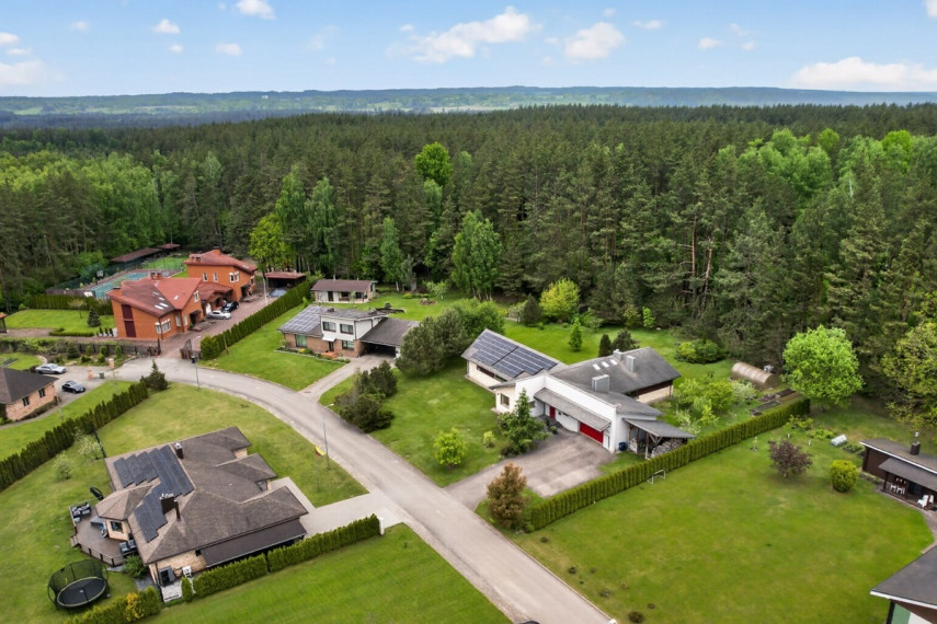 Parduodamas namas Neries Kilpų g., Verkšionių k., Vilniaus r. sav., 247.5 m2 ploto, 1 aukštai 46